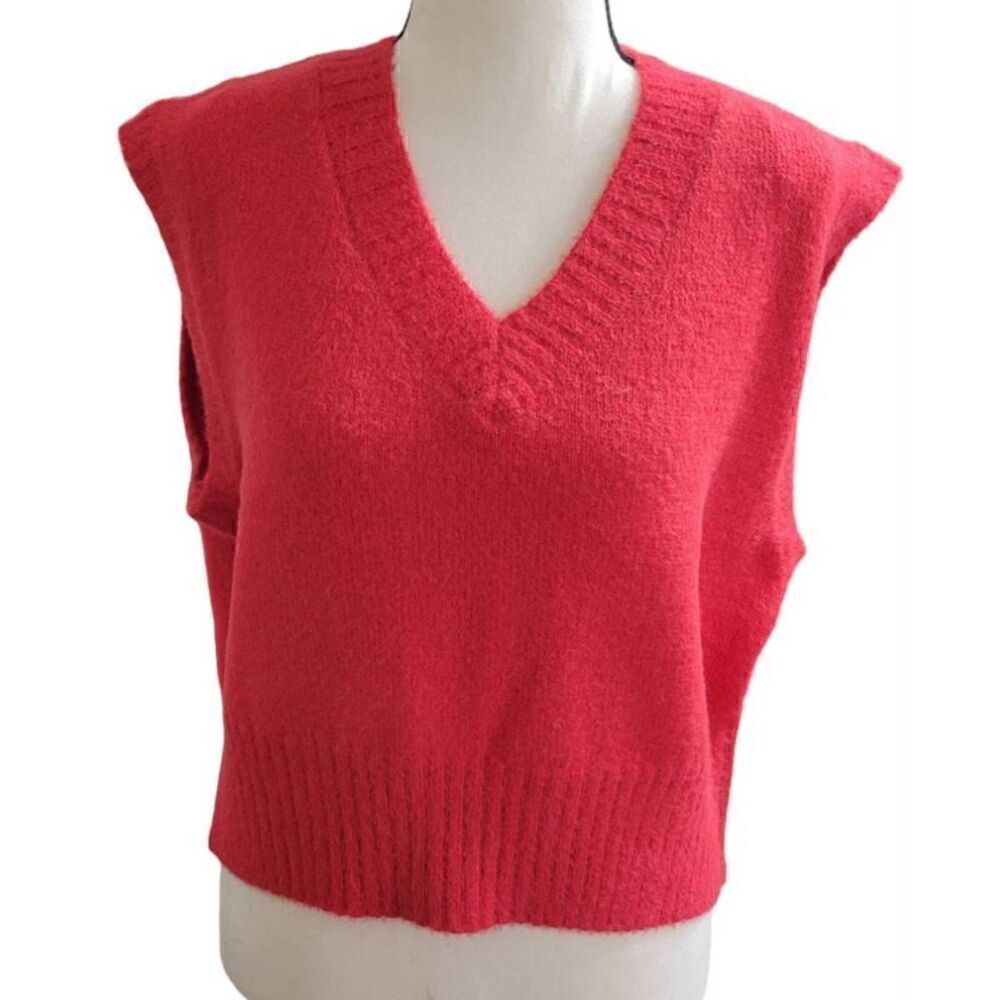 Jessica Simpson Bright Red V-Neck Knit Sweater Vest